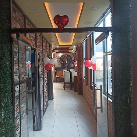 Atithi The Food Palace And Hotel Janakpur 外观 照片